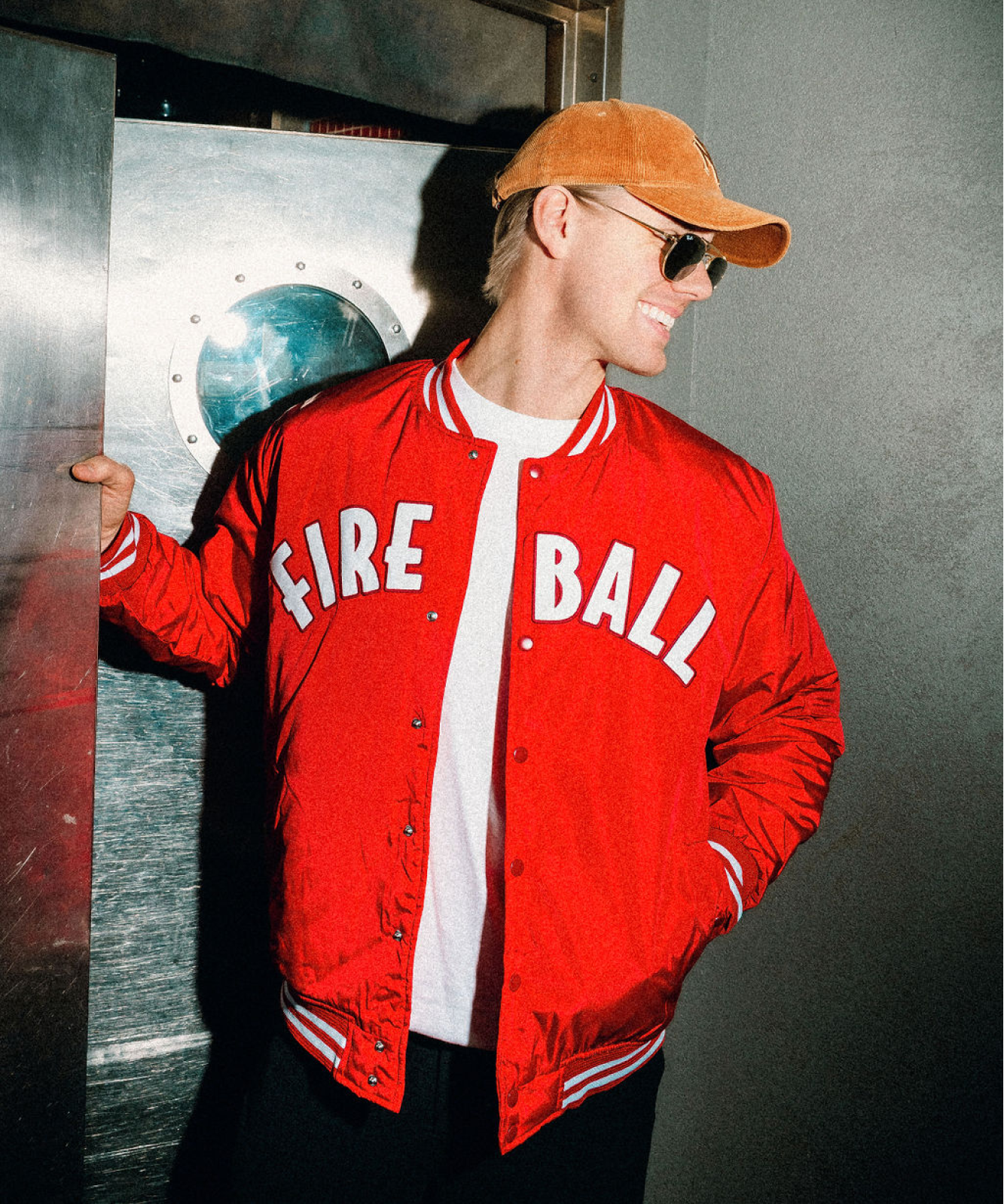 JACKET